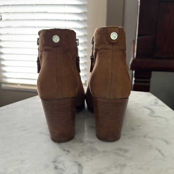 Rag & Bone Margot Bootie. Size 40. With box & shoe bag! - Picture 6 of 7